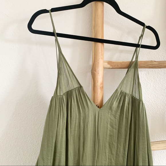 🔥Free People Parker Jumpsuit Satin Silky Green🔥 - Picture 6 of 10